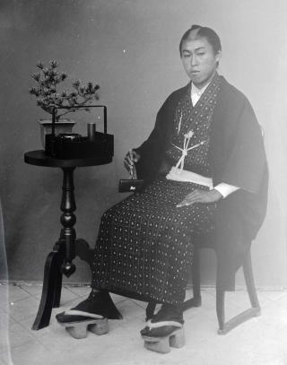 肖像画像
