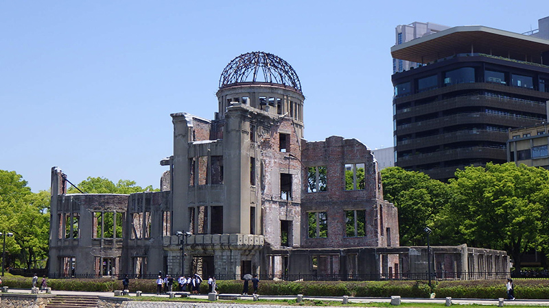 現在の原爆ドーム(中区大手町)